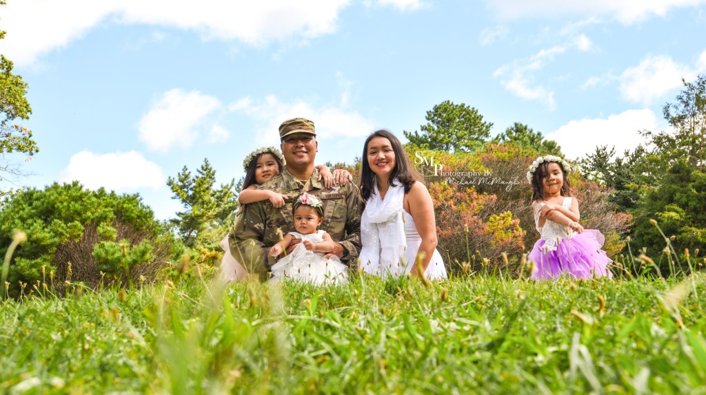 📸✨ Embracing Timeless Family Moments with Shuttering Moments at Roger Williams Park in Rhode Island&nbsp;✨📸