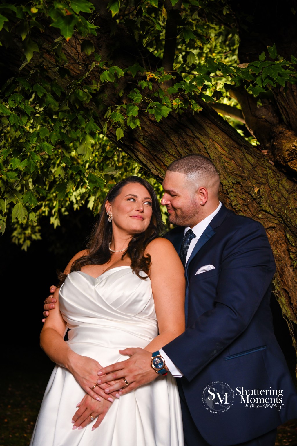 Capturing Love at Harbor Lights: A Sunset Wedding to&nbsp;Remember