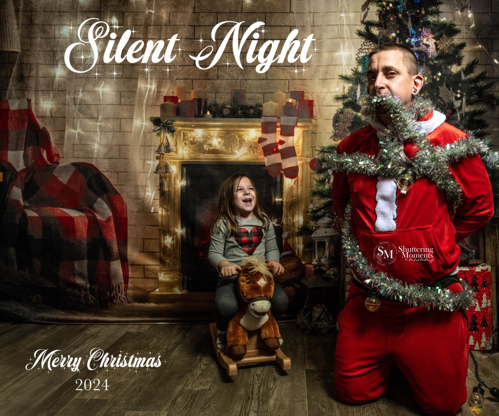 Capture the Magic of the Season with Christmas&nbsp;Portraits!